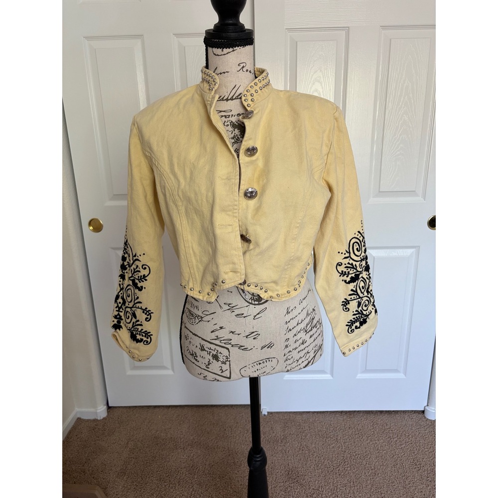 Valencia Yellow Cropped Denim Jacket Studded Concho Button Embroidered Western